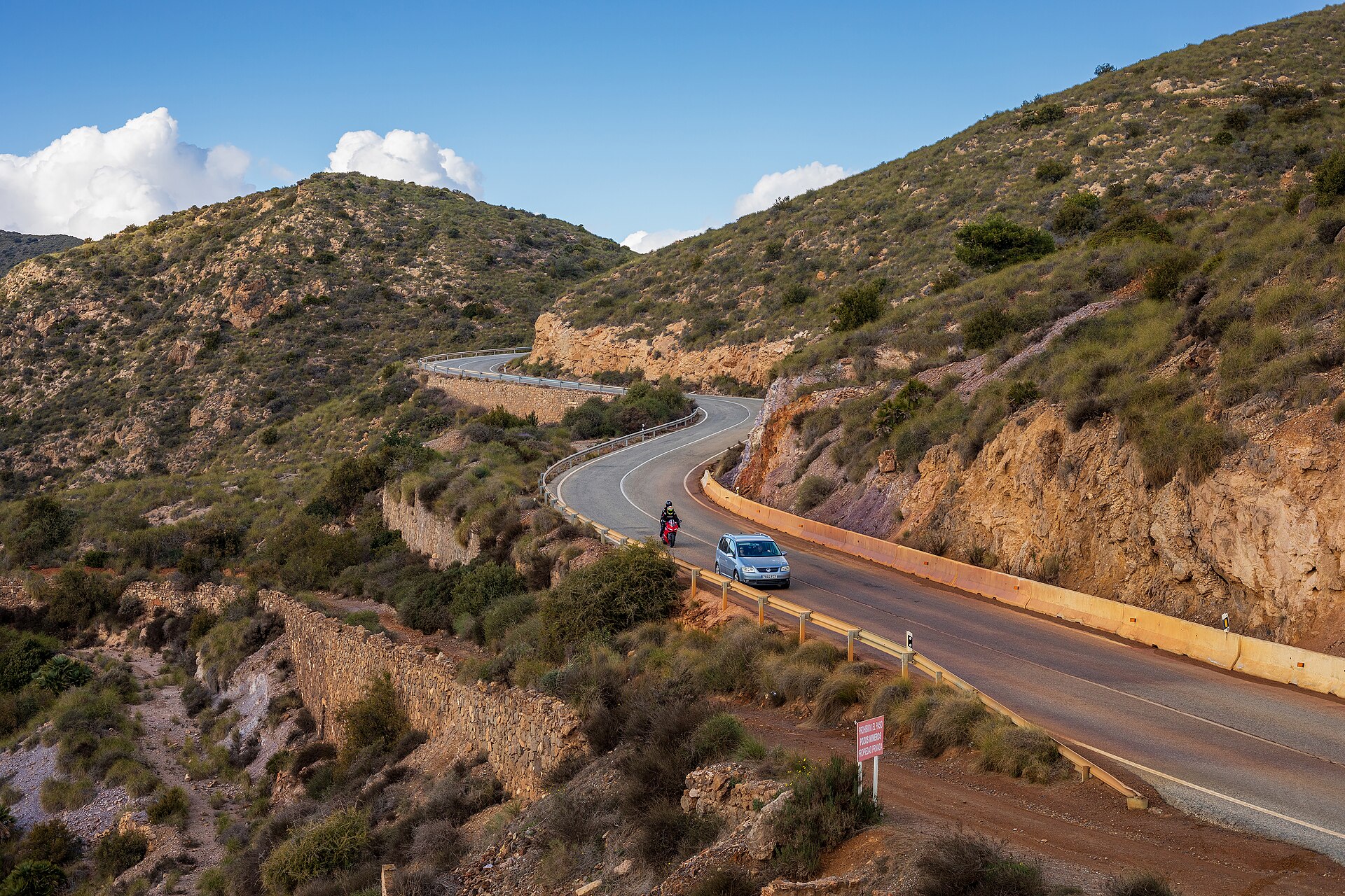 Carretera N-345 en El Pino, Cartagena (Región de Murcia, España).