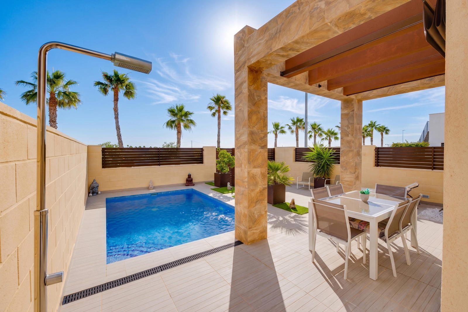 Villa · Resale - Ciudad Quesada · Alicante · Spain Villa · Resale - Ciudad Quesada · Alicante · Spain