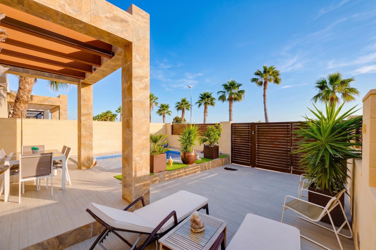 Villa · Resale - Ciudad Quesada · Alicante · Spain Villa · Resale - Ciudad Quesada · Alicante · Spain