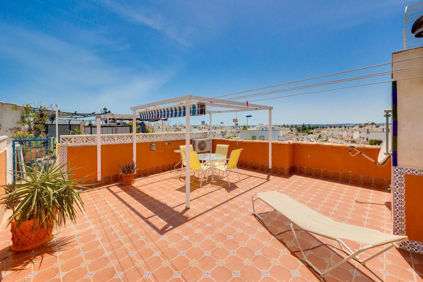 Bungalow · Revente - Torrevieja · Jardín del Mar · Alicante · Espagne Bungalow · Revente - Torrevieja · Jardín del Mar · Alicante · Espagne