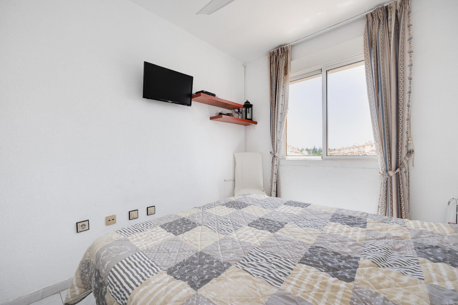 Bungalow · Revente - Torrevieja · Jardín del Mar · Alicante · Espagne Bungalow · Revente - Torrevieja · Jardín del Mar · Alicante · Espagne