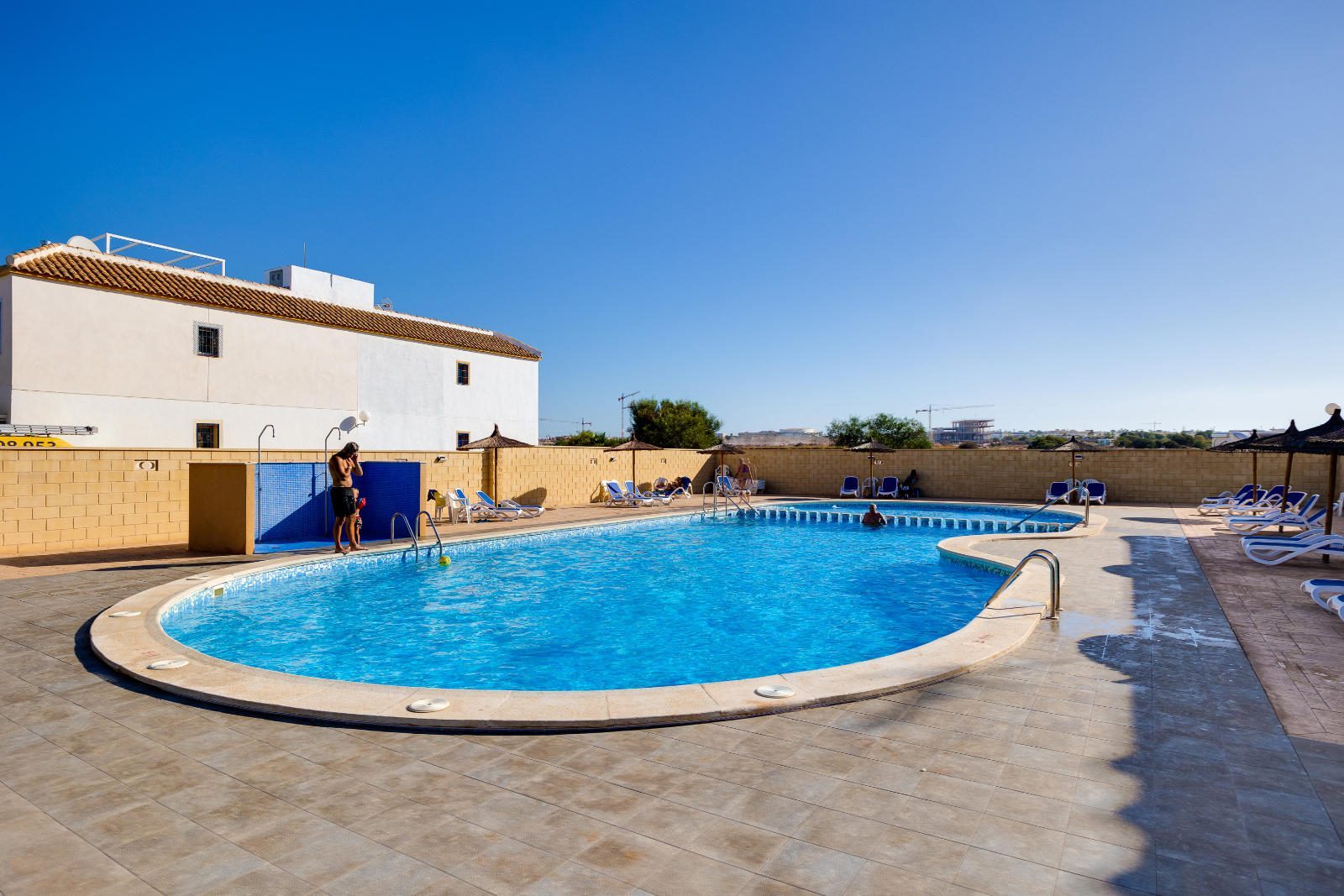 Bungalow · Revente - Torrevieja · Jardín del Mar · Alicante · Espagne Bungalow · Revente - Torrevieja · Jardín del Mar · Alicante · Espagne
