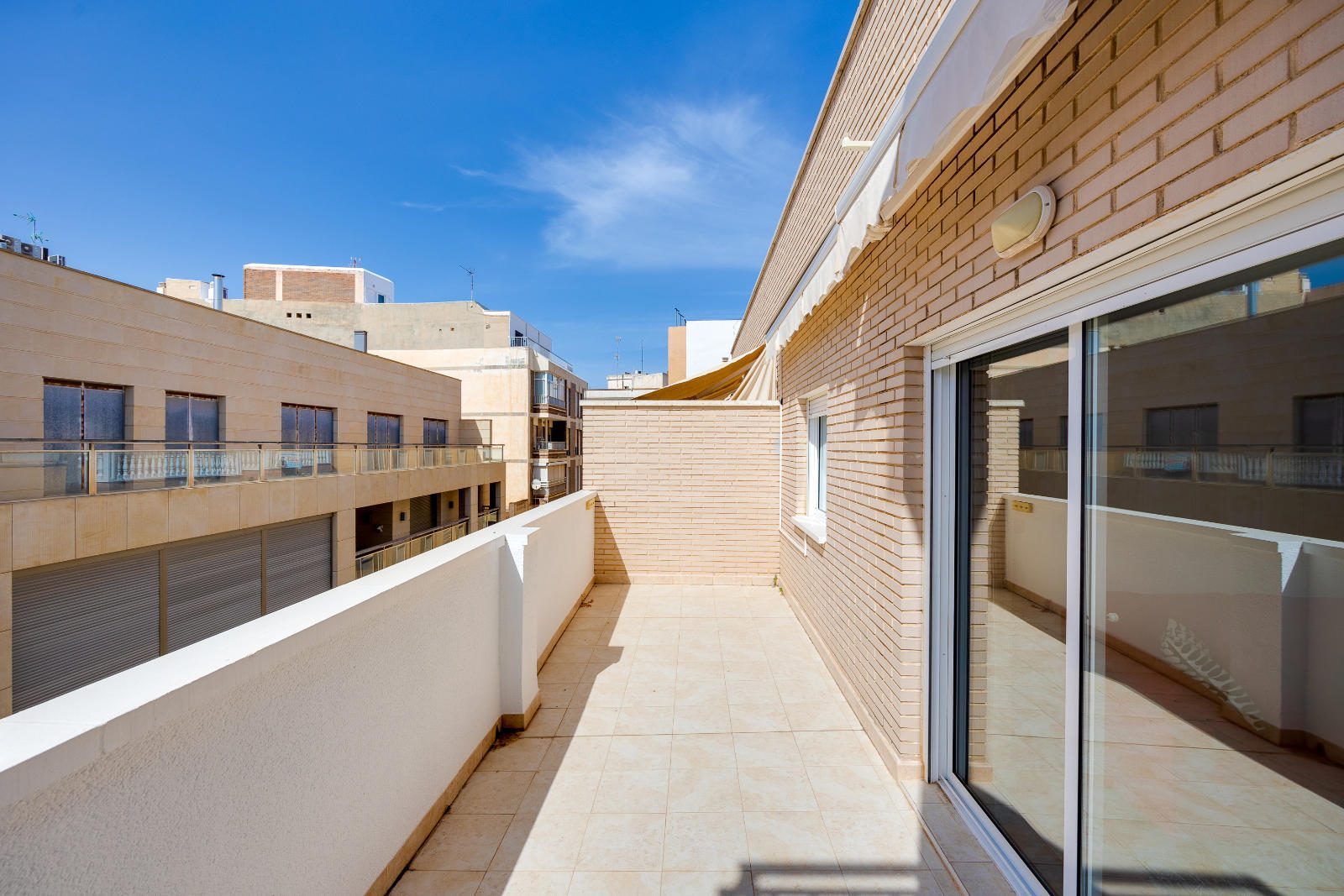 Attique · Revente - Torrevieja · Centro · Alicante · Espagne Attique · Revente - Torrevieja · Centro · Alicante · Espagne