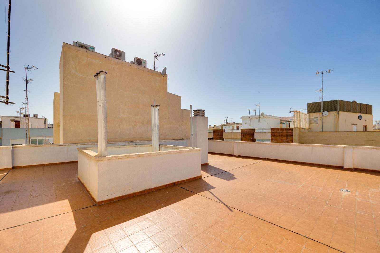 Attique · Revente - Torrevieja · Centro · Alicante · Espagne Attique · Revente - Torrevieja · Centro · Alicante · Espagne