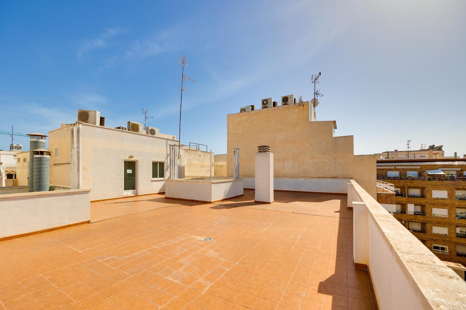 Attique · Revente - Torrevieja · Centro · Alicante · Espagne Attique · Revente - Torrevieja · Centro · Alicante · Espagne