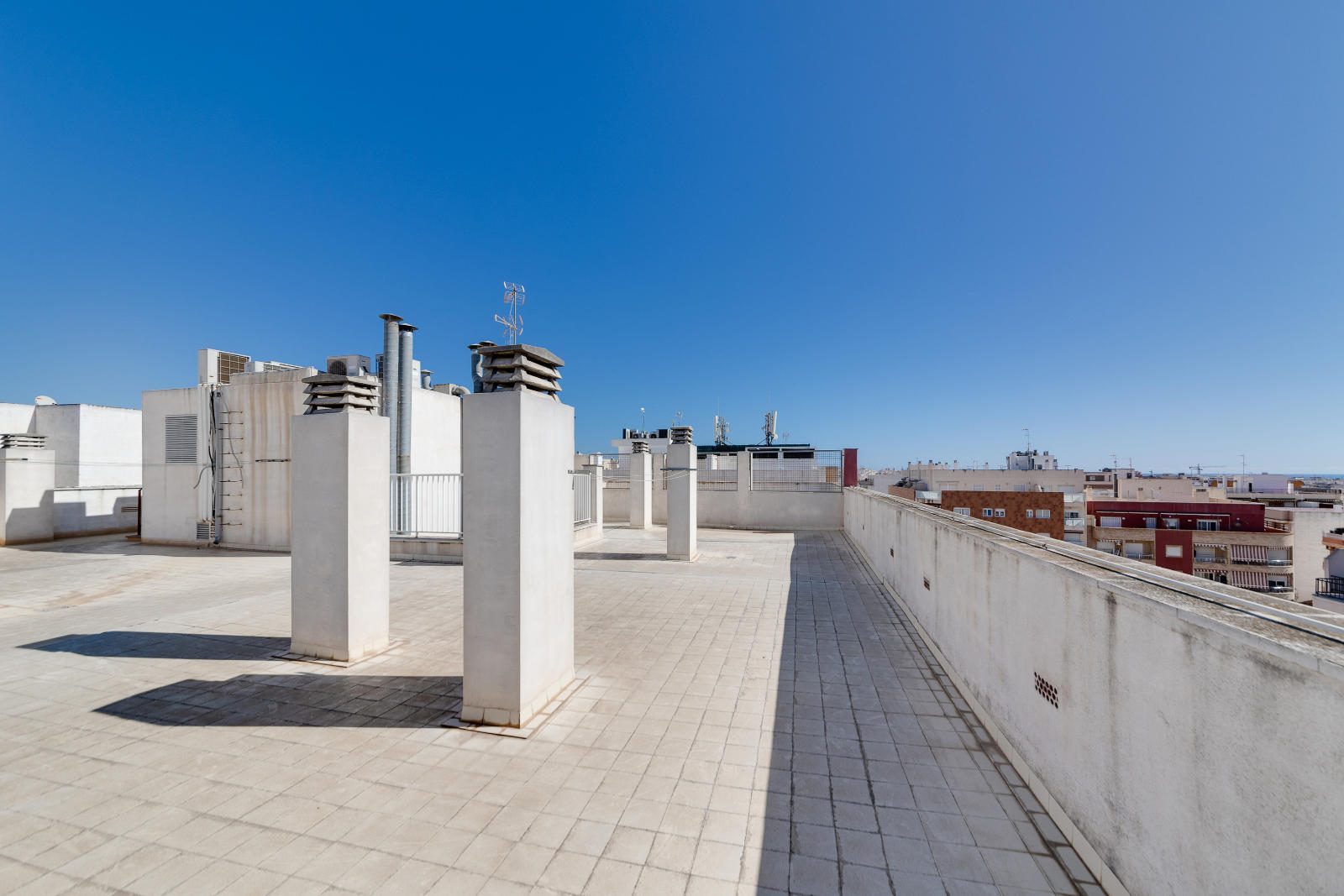 Apartment · Resale - Torrevieja · Centro · Alicante · Spain Apartment · Resale - Torrevieja · Centro · Alicante · Spain