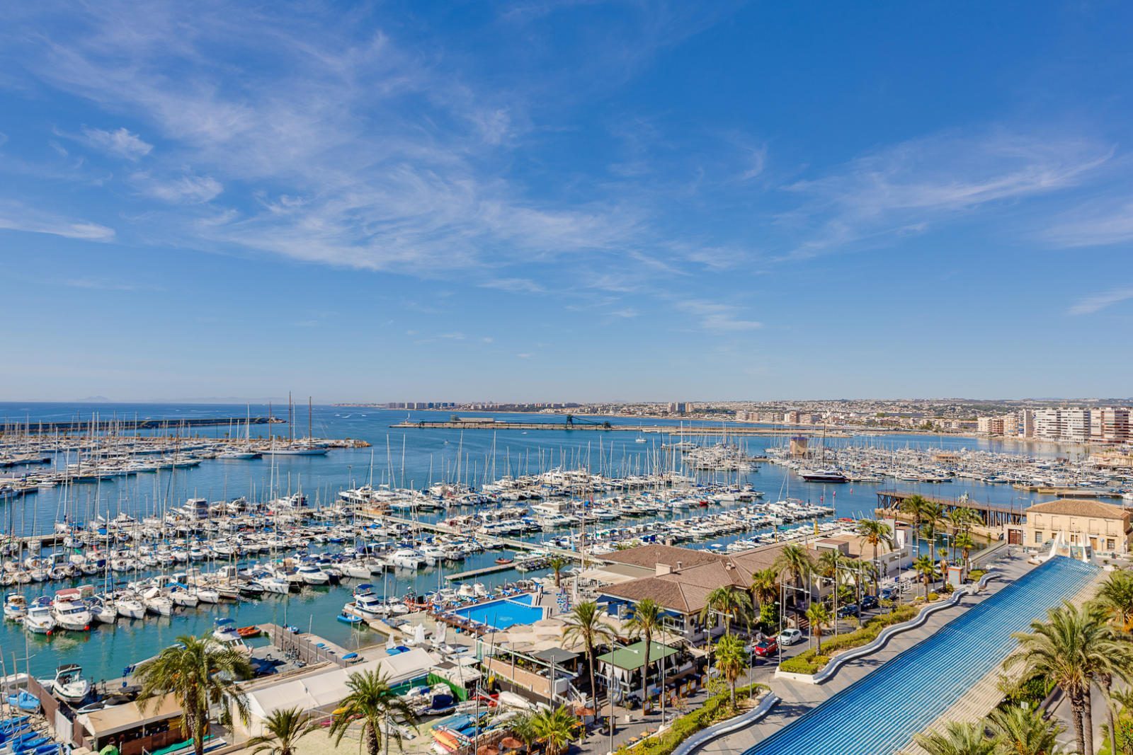 Apartment · Resale - Torrevieja · Centro · Alicante · Spain Apartment · Resale - Torrevieja · Centro · Alicante · Spain