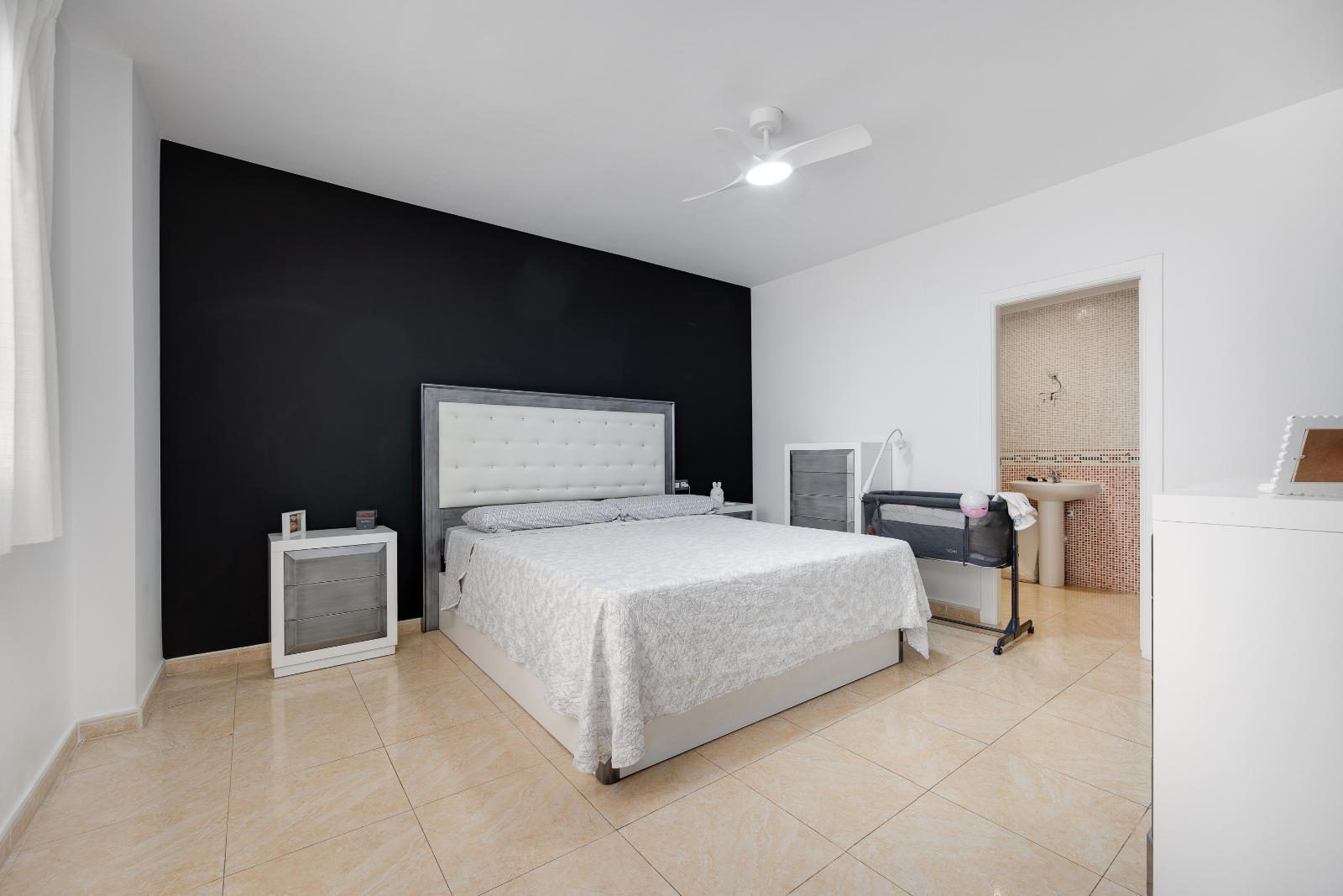 Apartment · Resale - Torrevieja · Centro · Alicante · Spain Apartment · Resale - Torrevieja · Centro · Alicante · Spain