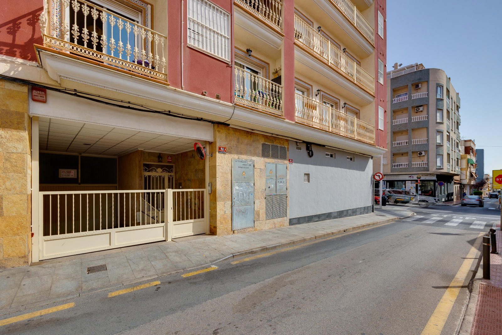 Apartment · Resale - Torrevieja · Centro · Alicante · Spain Apartment · Resale - Torrevieja · Centro · Alicante · Spain