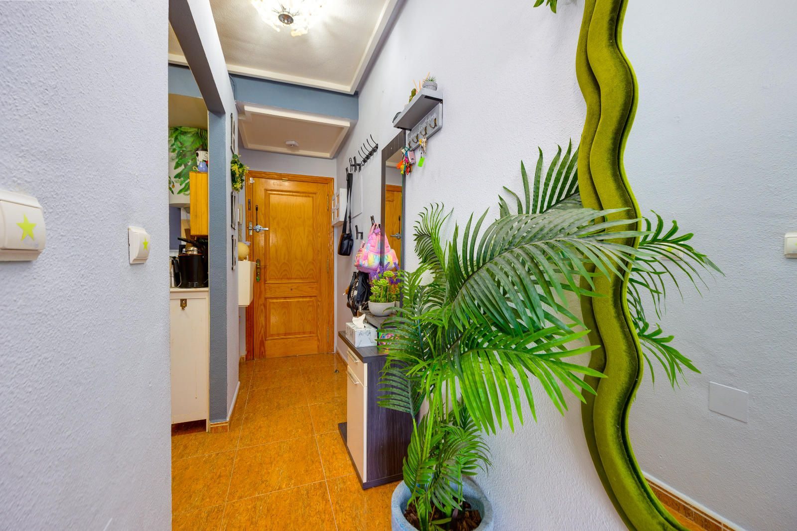 Apartment · Resale - Torrevieja · Alicante · Spain Apartment · Resale - Torrevieja · Alicante · Spain