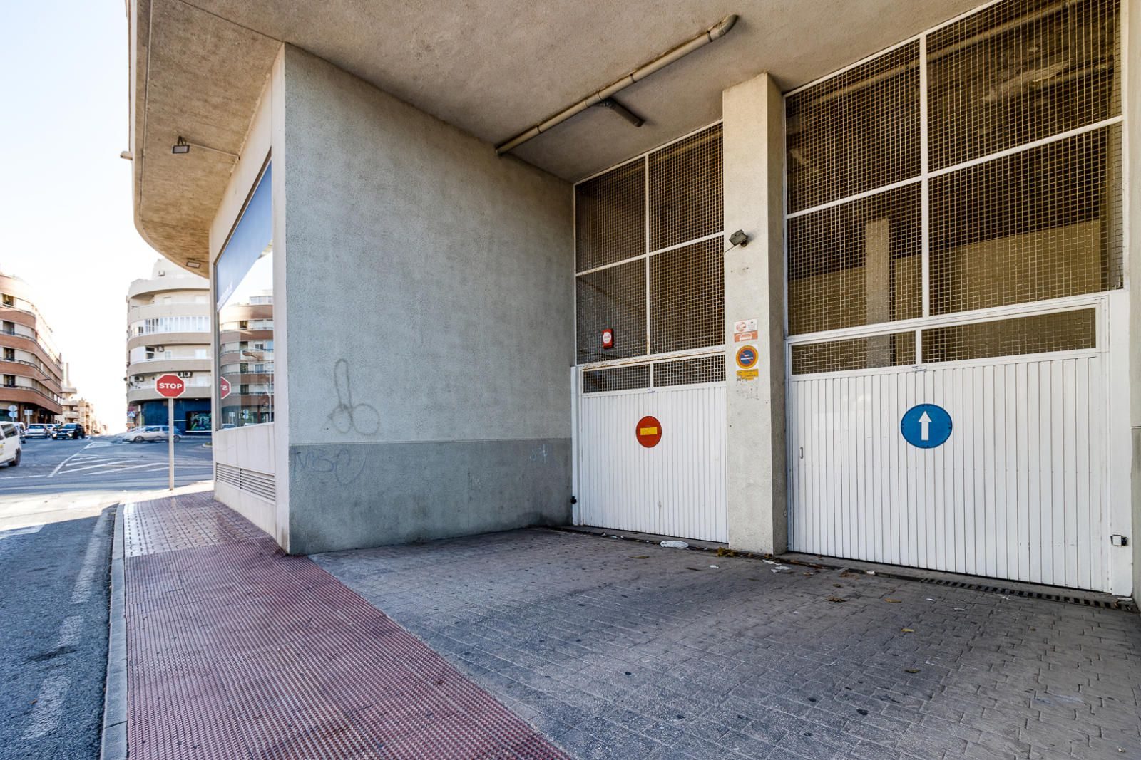 Apartment · Resale - Torrevieja · Alicante · Spain Apartment · Resale - Torrevieja · Alicante · Spain